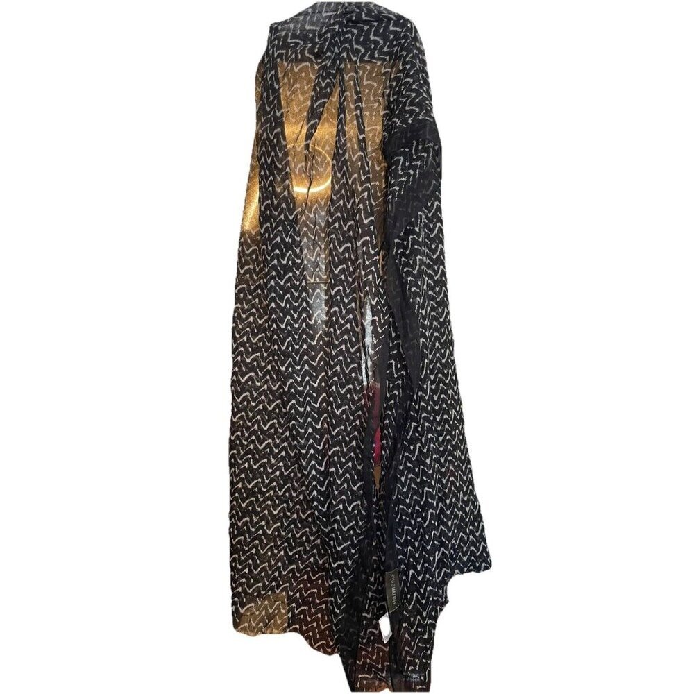 Harmonie Zigzag Scarf Black White Bold Graphic Lightweight Chic Wrap